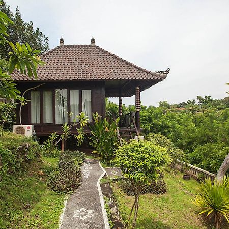 Poh Manis Lembongan Hotel Nusa Lembongan Kültér fotó