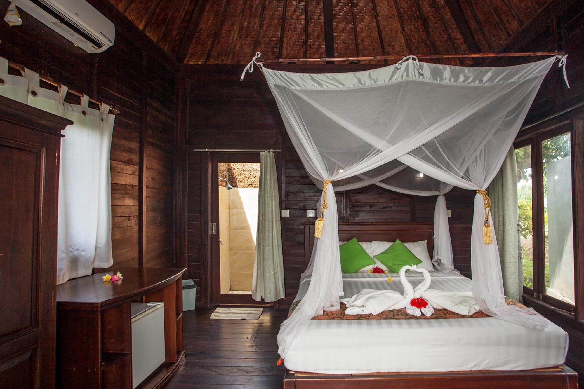 Poh Manis Lembongan Hotel Nusa Lembongan Kültér fotó