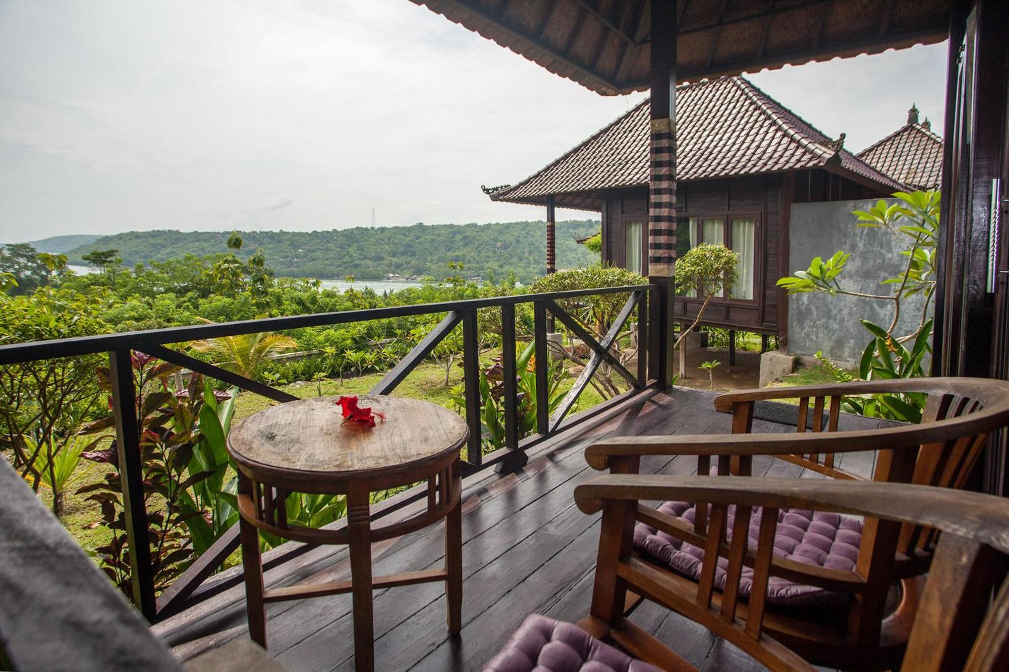 Poh Manis Lembongan Hotel Nusa Lembongan Kültér fotó
