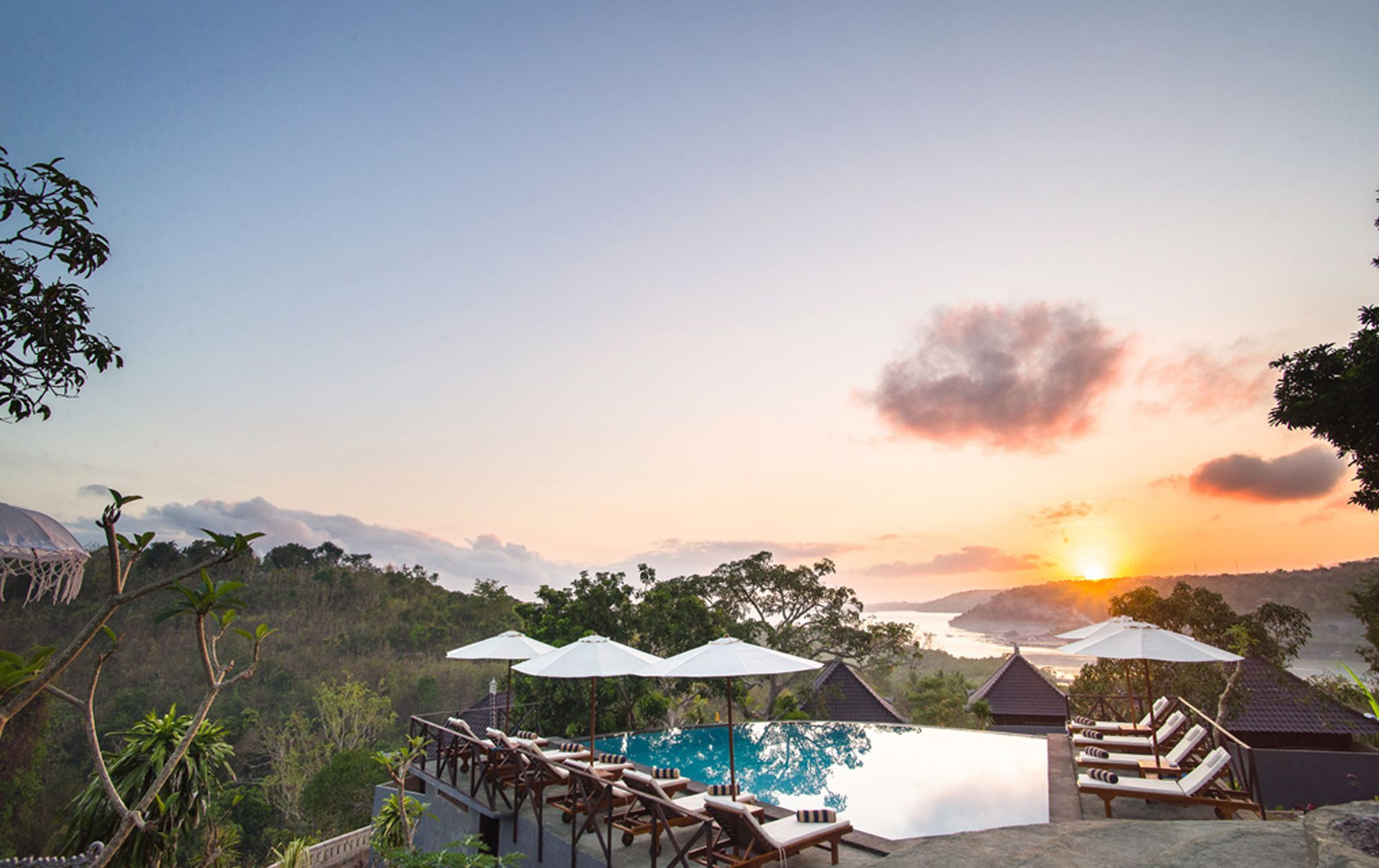 Poh Manis Lembongan Hotel Nusa Lembongan Kültér fotó